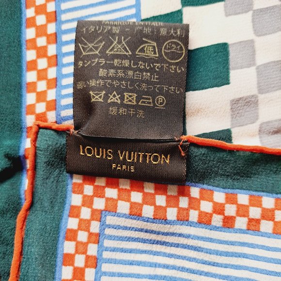 New Louis Vuitton 100% Silk Checked Limited Edition Scarf 34" x 34" - Picture 7 of 11